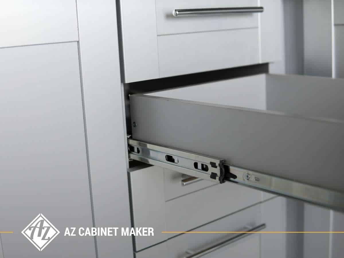 Five Advantages Of Getting a Semi-Custom Cabinet For Your Kitchen in Arizona