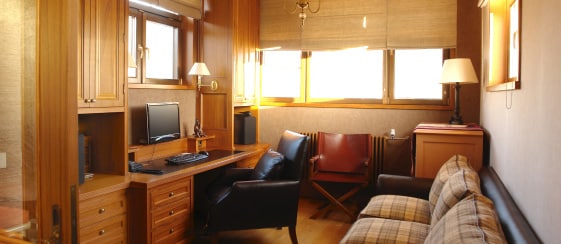 Affordable Custom Cabinets That Fit Your Budget in Arizona